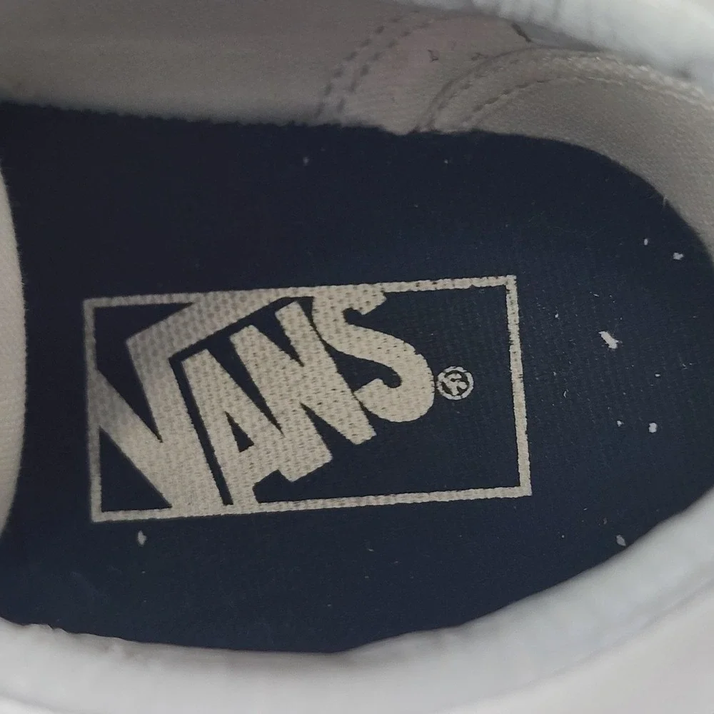 Vans Old Skool Skateboard Sneaker Men 7 Women 8.5 True White Canvas Shoes 721356